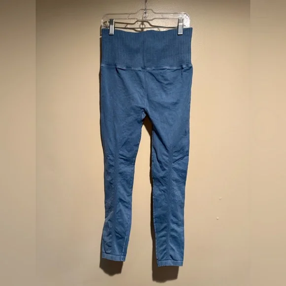 FP Movement Good Karma legging LOT of four Medium/large M/L - Picture 4 of 14